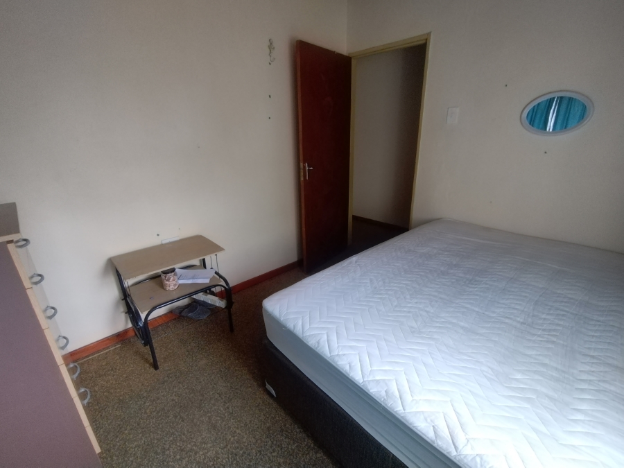 6 Bedroom Property for Sale in Kruisfontein Eastern Cape